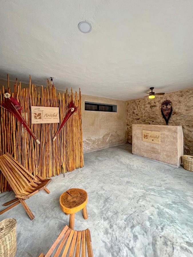 Ariche Valladolid Hotel & Hostal Екстер'єр фото