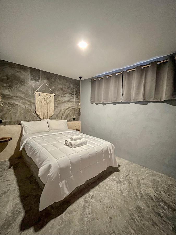 Ariche Valladolid Hotel & Hostal Екстер'єр фото