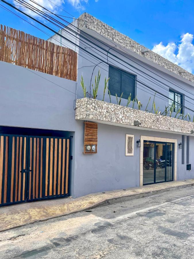 Ariche Valladolid Hotel & Hostal Екстер'єр фото