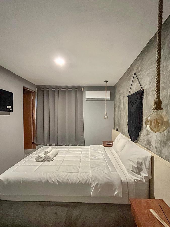 Ariche Valladolid Hotel & Hostal Екстер'єр фото