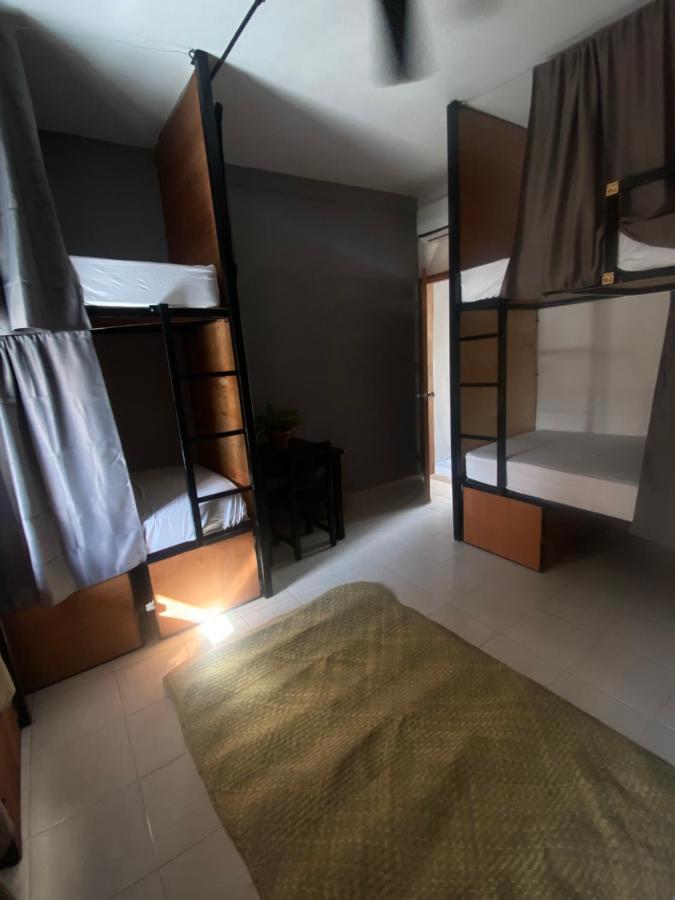 Ariche Valladolid Hotel & Hostal Екстер'єр фото